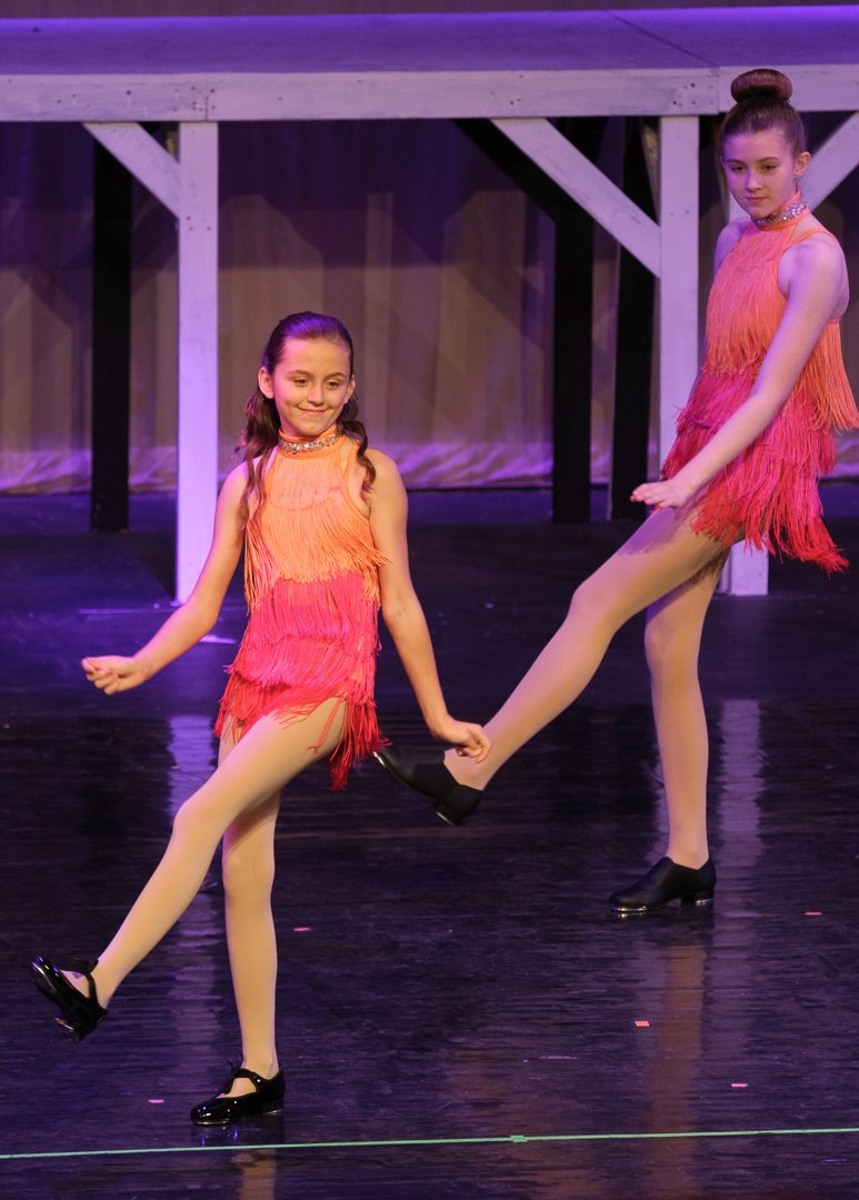 dancerecital2305155.jpg