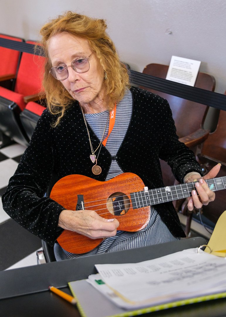 ukulele24102510.jpg